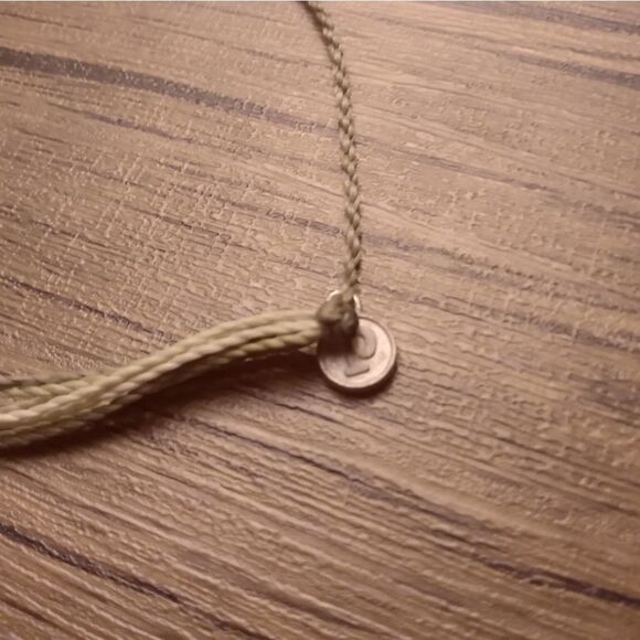 Pura vida light green braided‎ bracelet - Picture 2 of 2